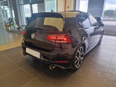 Usato 2019 VW Golf VII 2.0 Benzin 245 CV (28.500 €)