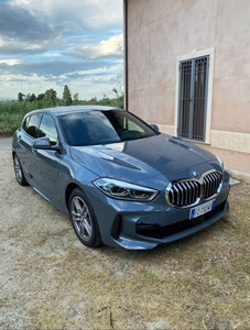 Usato 2020 BMW 118 1.5 Benzin 140 CV (30.000 €)