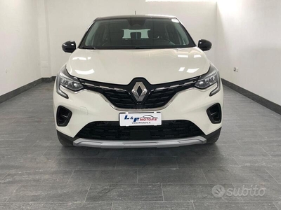 Usato 2020 Renault Captur 1.0 Benzin 101 CV (15.900 €)