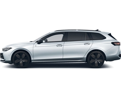 Usato 2023 VW Passat 1.5 El_Hybrid 150 CV (58.165 €)