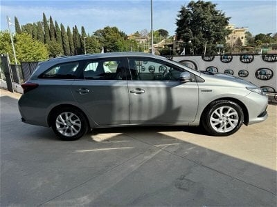 Venduto Toyota Auris Hybrid 1.8 Hybri. - auto usate in vendita