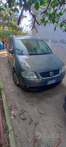 Volkswagen Touran 2.0 Tdi