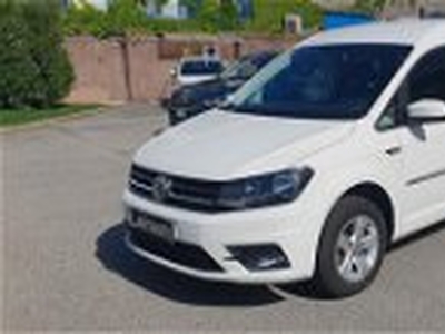 Volkswagen Veicoli Commerciali Caddy 2.0 TDI 102 CV Kombi del 2017 usata a Lainate