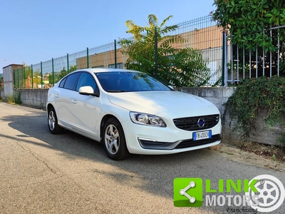 VOLVO S60 D2 Powershift Kinetic 115cv Usata