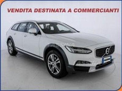 Volvo V90 Cross Country D4 AWD Geartronic Pro del 2019 usata a Milano