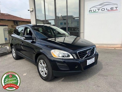 VOLVO XC60 D4 AWD Geartronic Summum - Automatico -