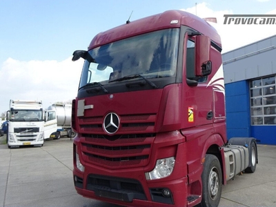 Mercedes-Benz Actros 1845