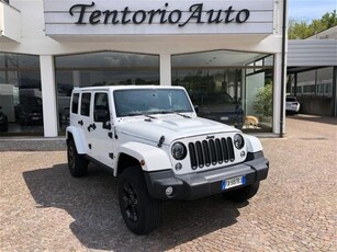 Jeep Wrangler Unlimited 2.8 CRD DPF Sahara Auto usato