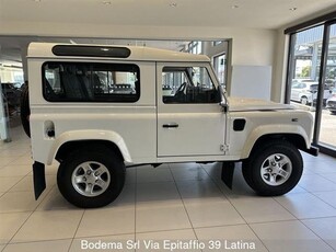 LAND ROVER DEFENDER 90 2.4 TD4 Station Wagon E