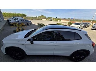 MERCEDES CLASSE GLA GLA 200 d Automatic Premium