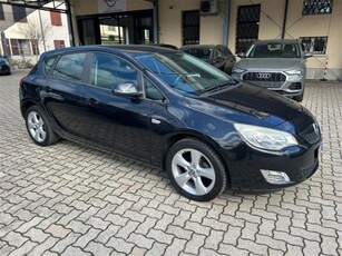 Opel Astra 1.4 100CV 5 porte Cosmo usato