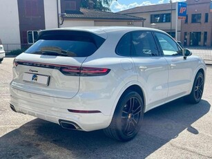 PORSCHE CAYENNE 3.0 V6