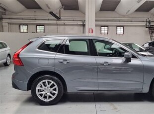 Volvo XC60 B4 Geartronic Momentum Pro usato