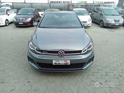 Usato 2017 VW Golf VII 2.0 Diesel 184 CV (24.999 €)
