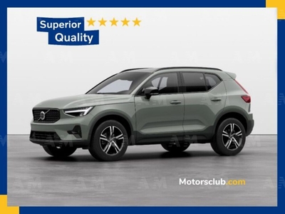 Volvo XC40 B4 automatico Plus Dark nuovo