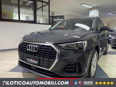 Audi Q3 35 2.0 tdi Business s-tronic usato