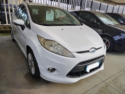 Ford Fiesta 1.4 TDCi 68CV 3 porte usato