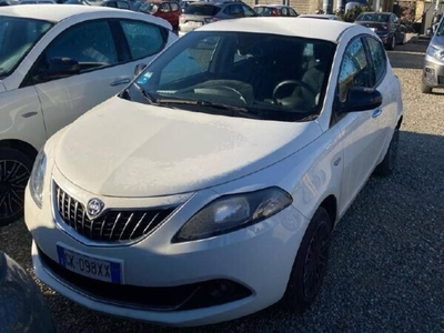 Lancia Ypsilon 1.0 FireFly 5 porte S&S Hybrid Maryne usato