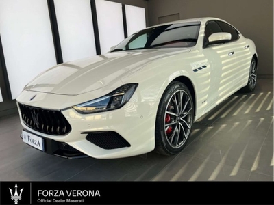 Maserati Ghibli Ghibli L4 330 CV MHEV Gransport usato