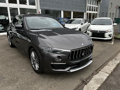 Maserati Levante V6