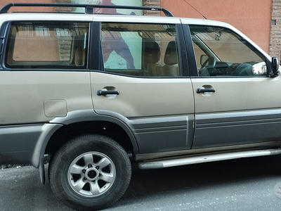 Nissan Terrano 2