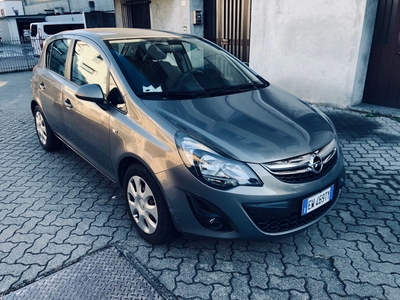 Opel Corsa 1.2 3 porte b-color my 11 usato
