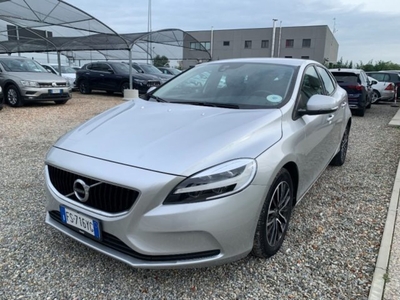 Volvo V40 D2 Geartronic R-design usato