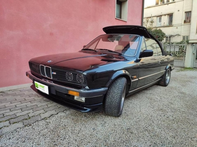 1989 | BMW 320i