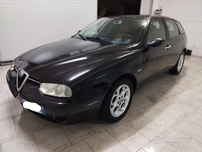 Alfa Romeo 156 1.9 JTD SW Gancio Traino