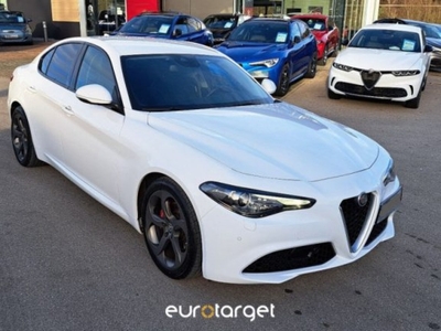 ALFA ROMEO Giulia (2016)