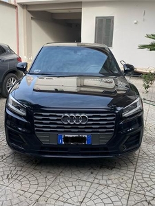 Audi q2 s-tronic 1.6