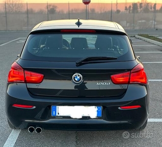 BMW 120d Advantage Automatica - 2018