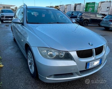 BMW 318d Touring 2.0 143cv FL / PERMUTE