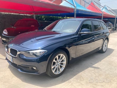 BMW 320 d Touring X- Drive Business Advantage auto