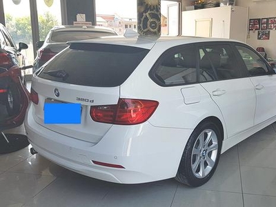 BMW 320d --MOTORE ROTTO-