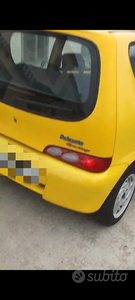 Fiat 600 Sporting gialla passaggio compreso