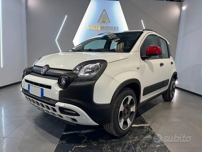 Fiat Panda Hybrid Cross Red