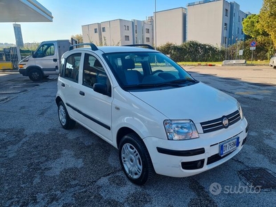 Fiat Panda neo patentati natural Power