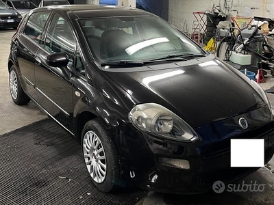 FIAT PUNTO 1.3 MJET ANCHE PER NEOPATENTATI