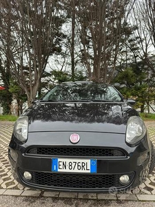 FIAT PUNTO 2012 75cv NEOPATENTATI