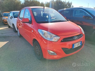 HYUNDAI i10 - PER COMMERCIANTI