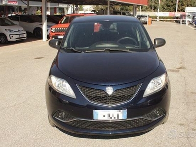 Lancia Ypsilon 1.2 69 CV 5 porte Silver