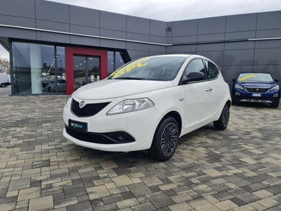 Lancia Ypsilon 1.2 69cv 5p GPL Ecochic Gold