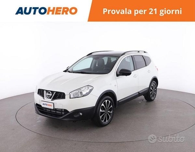 NISSAN Qashqai+2 DK04274