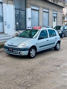Renault clio 1.4 GPL 5p 99