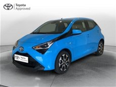 Toyota Aygo 1.0 VVT-i 72 CV 5 porte x-play del 2019 usata a Varese