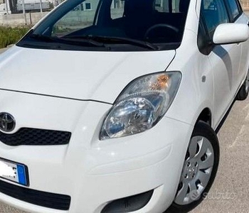 TOYOTA Yaris 2ª serie - 2011