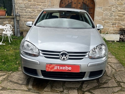 Volkswagen Golf 2005