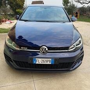 Volkswagen Golf GTD 2.0 TDI 5p. BlueMotion Technology my 17 del 2017 usata a San Bonifacio