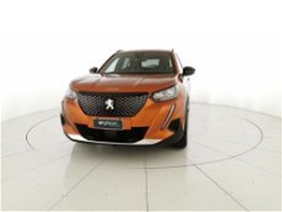 Peugeot 2008 PureTech 100 S&S Allure del 2023 usata a San Salvo